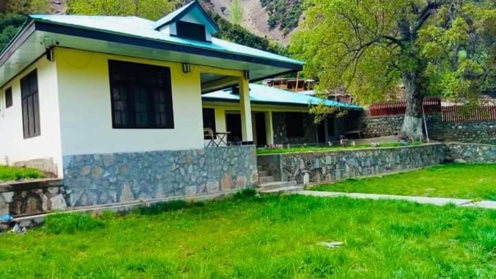 Chitral Inn Resort Esterno foto